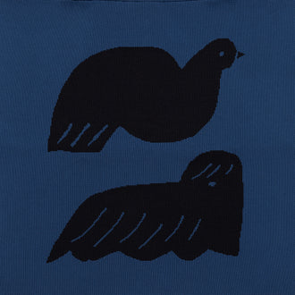 on common ground knit tote bag